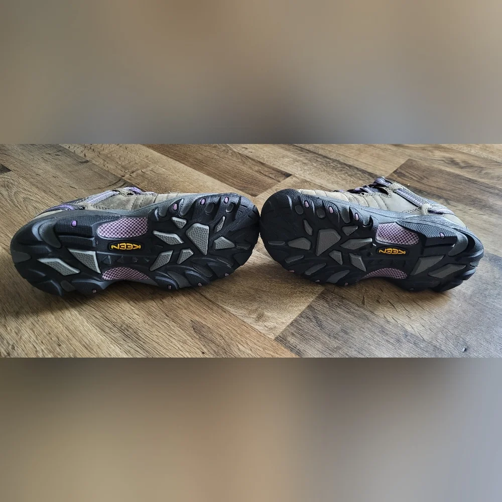 Women's Keen Shoes Size 6 - Picture 3 of 5